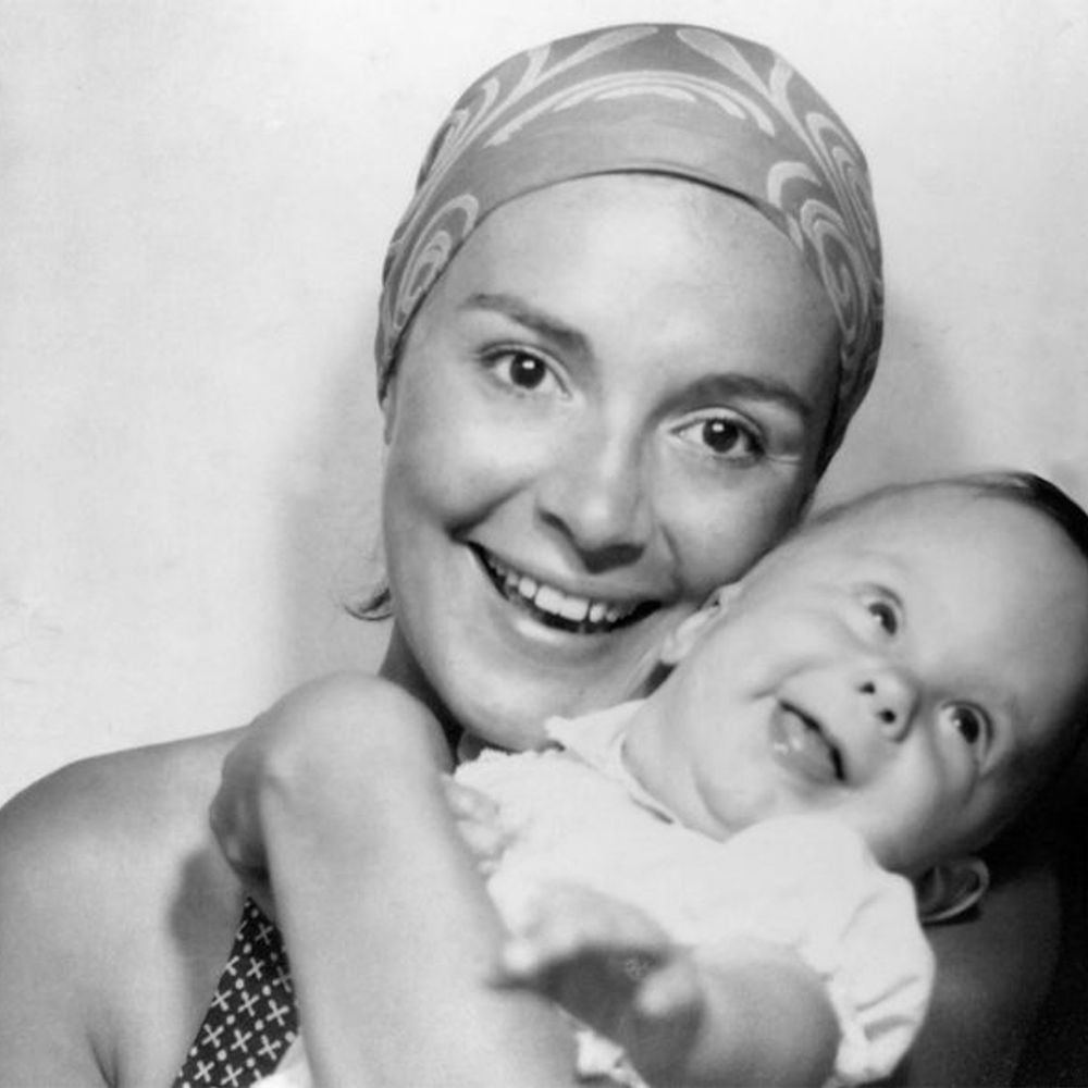 Nona C Smith