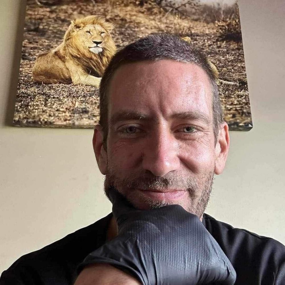 Wes Lion