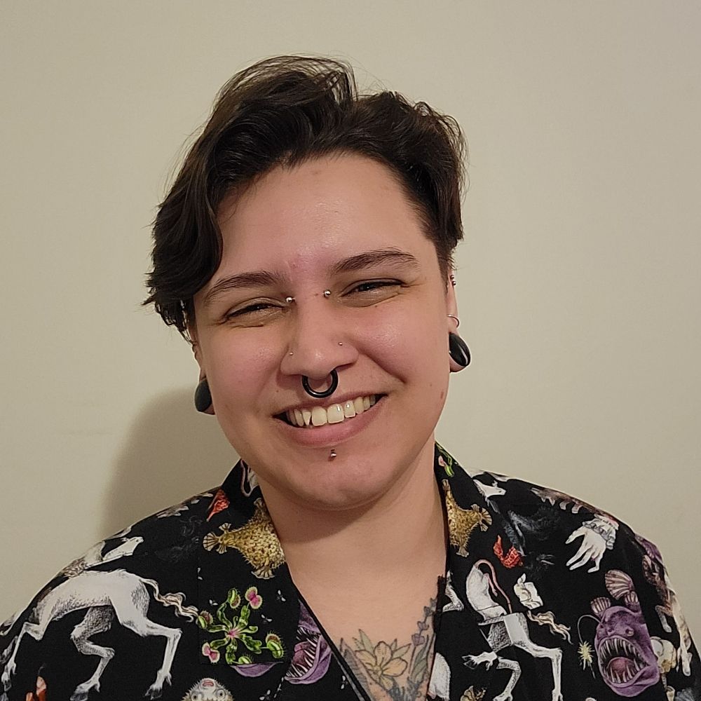 Oz Paszkiewicz (they/he)