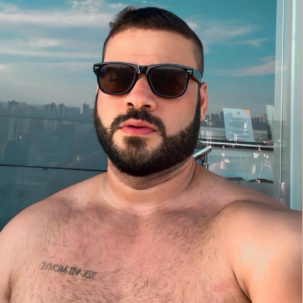 Adriano Abreu 
