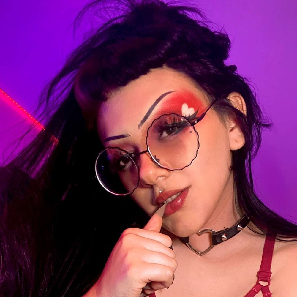 ༺ 𝕷𝖊𝖆𝖍 ༻