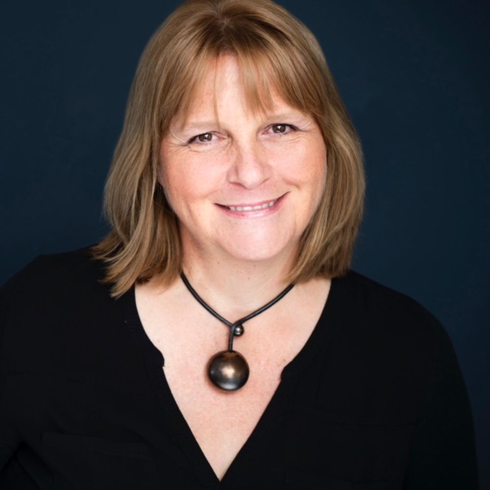 Caroline Leech