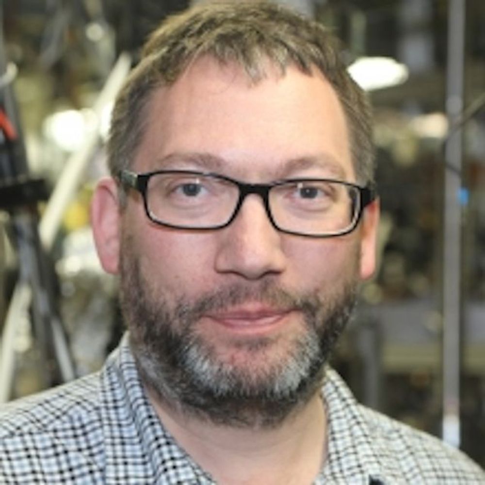 Dr Dan Read
