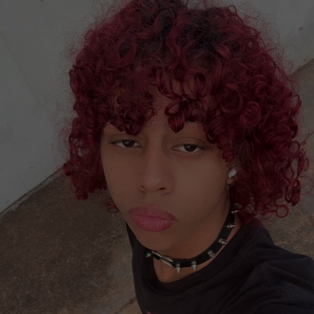 Lu com dependência no Twitter