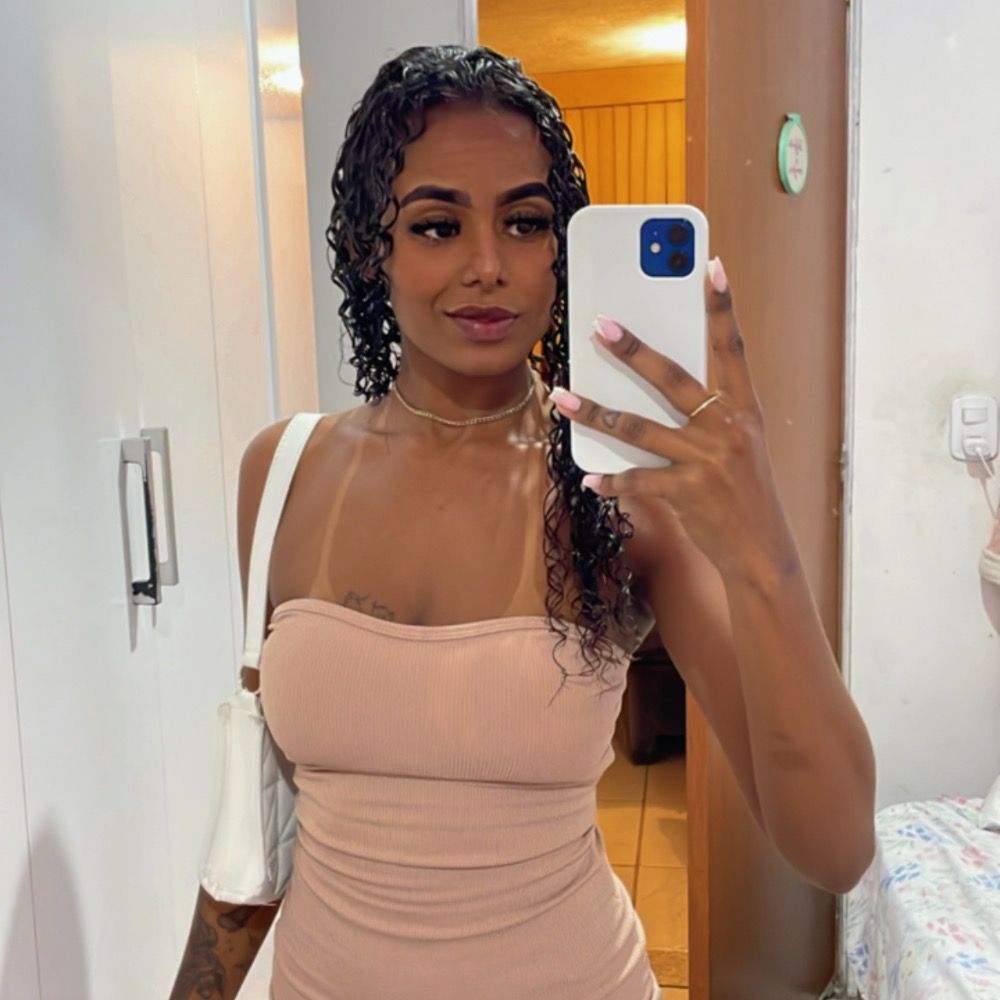 Isa Sousa 