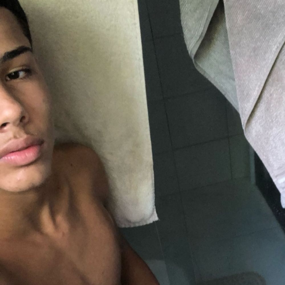 Thalles Falcão 
