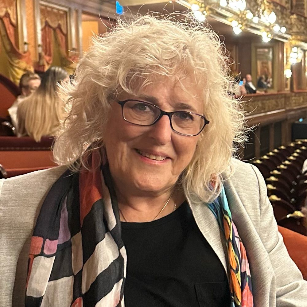 Dora Ficher