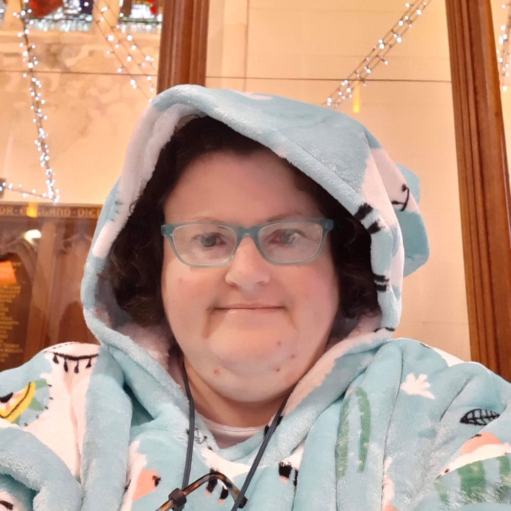 Julia McKenzie 