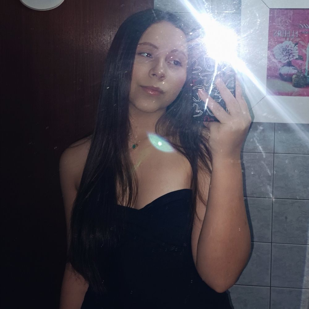 laura 🇪🇪