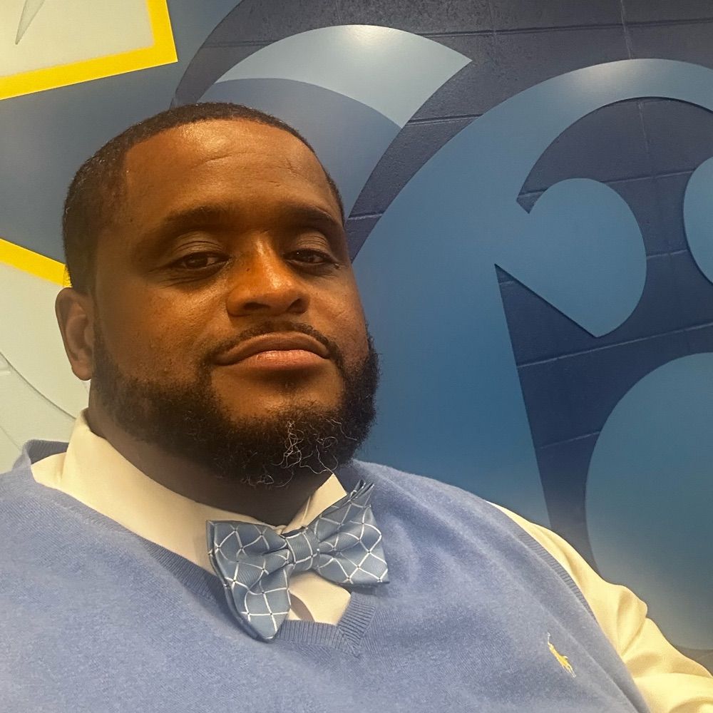 Dr VaShawn Smith