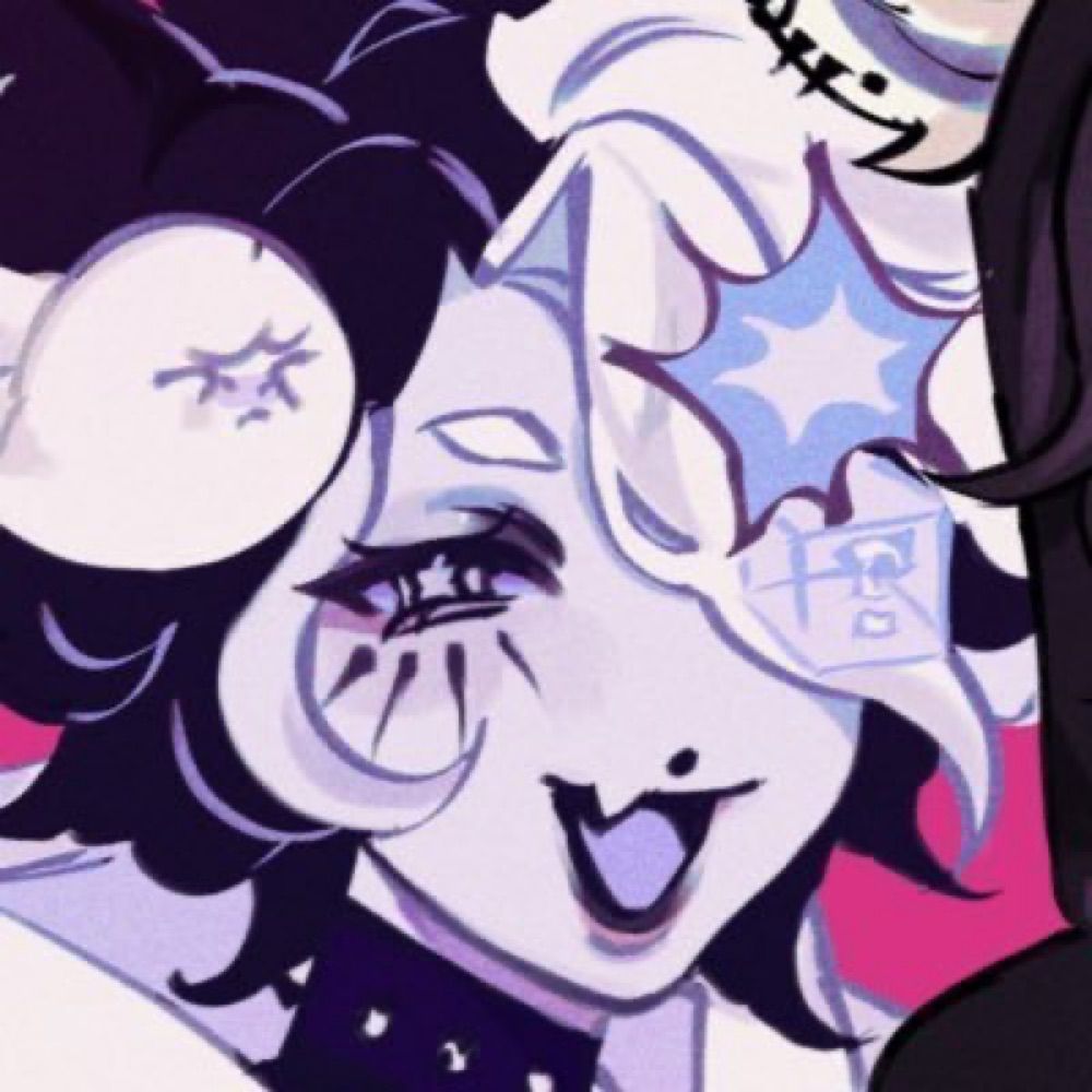 Ejira ☁️👾 𝜗𝜚⋆₊˚
