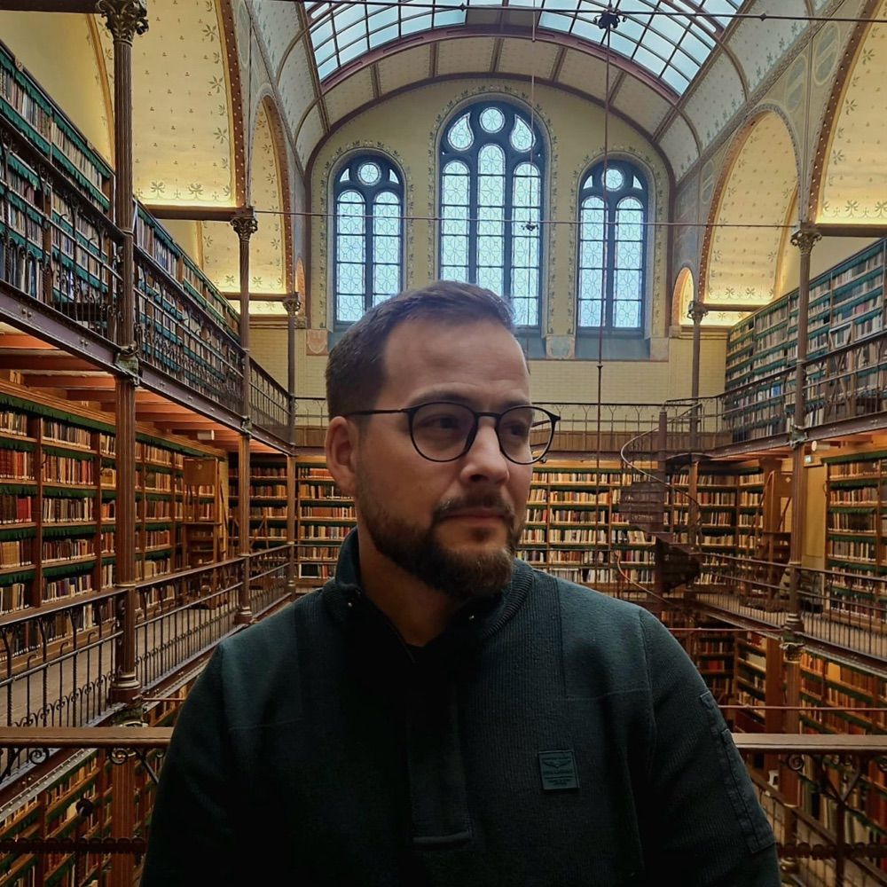 Dr. Jeroen Harun Vlug