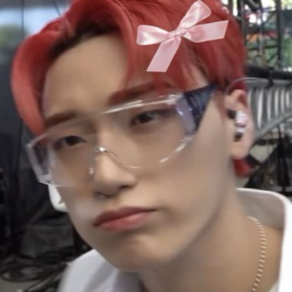 𝗮𝗹𝗲𝗰. 🍓