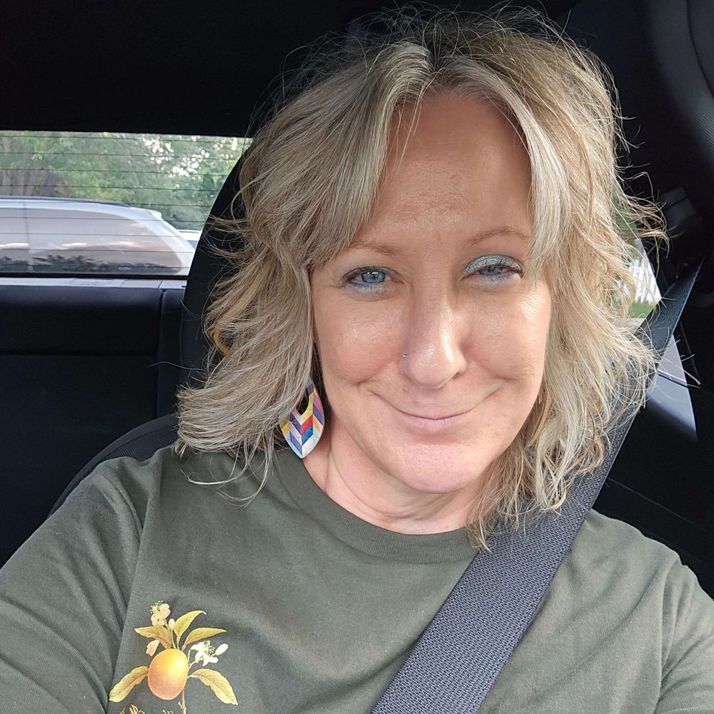 Shellie Knight 
