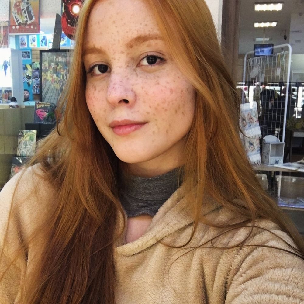 Thays Alcântara