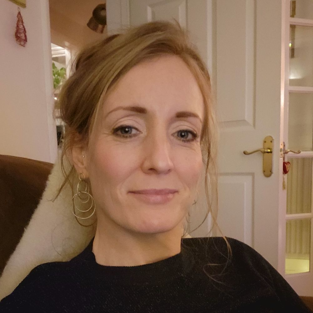 Laura Lewis
