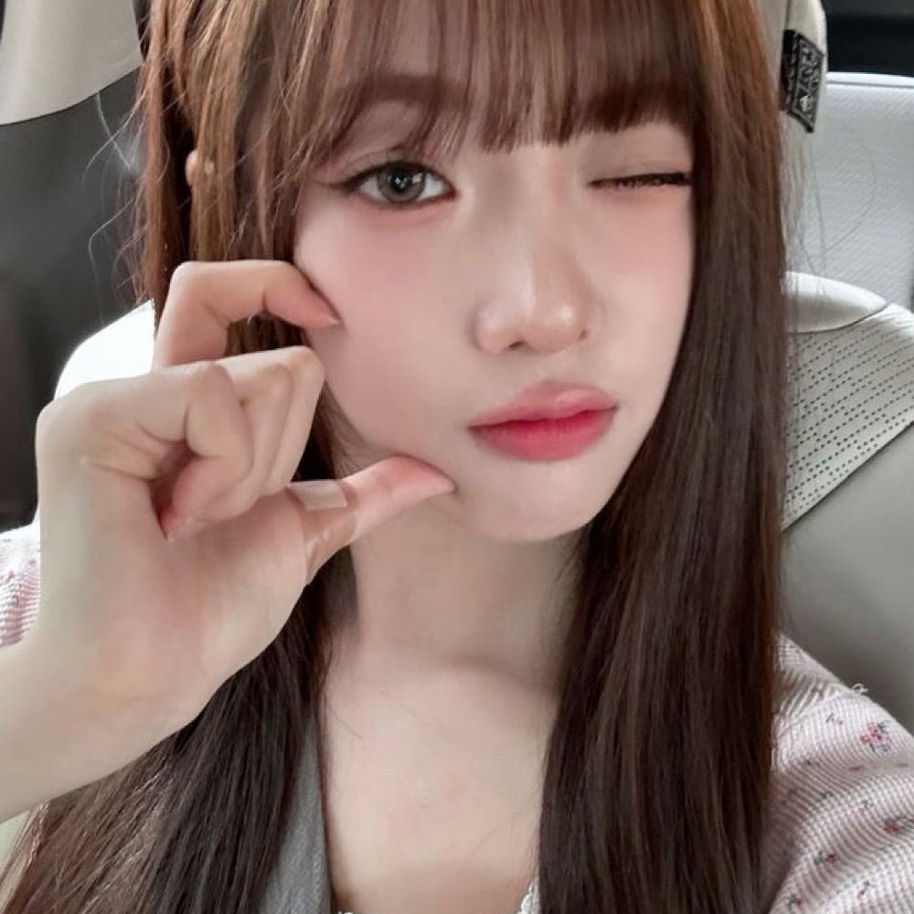 𝐦𝐚𝐢𝐥𝐞𝐞.