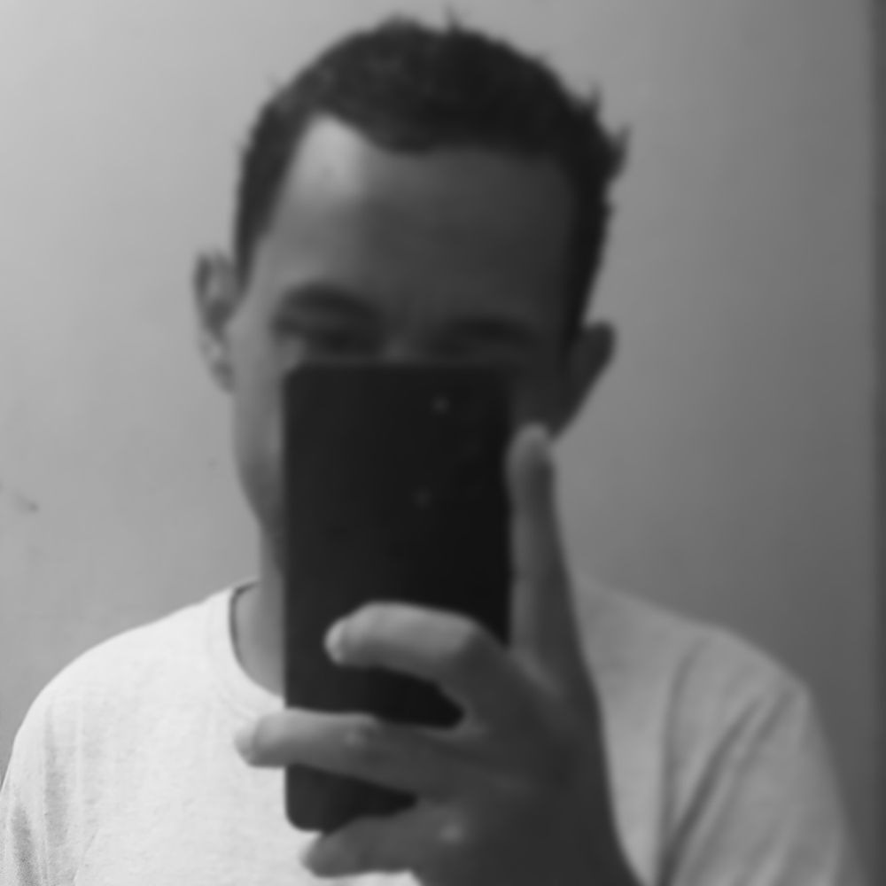 mau caráter