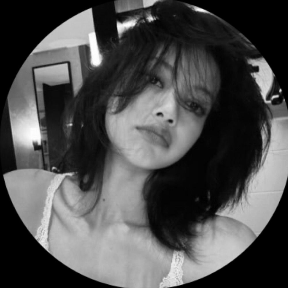 be! (lisa’s gf) 