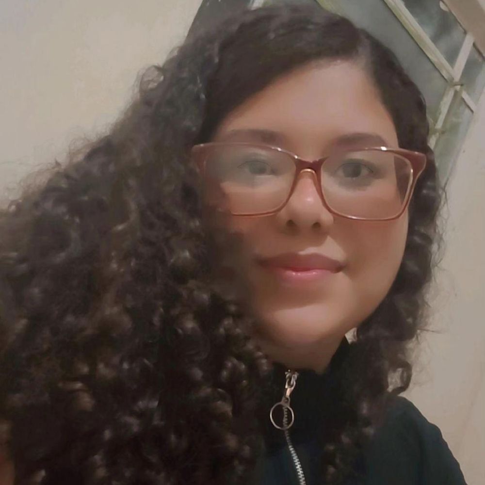 LARISSA 💚 🇲🇫