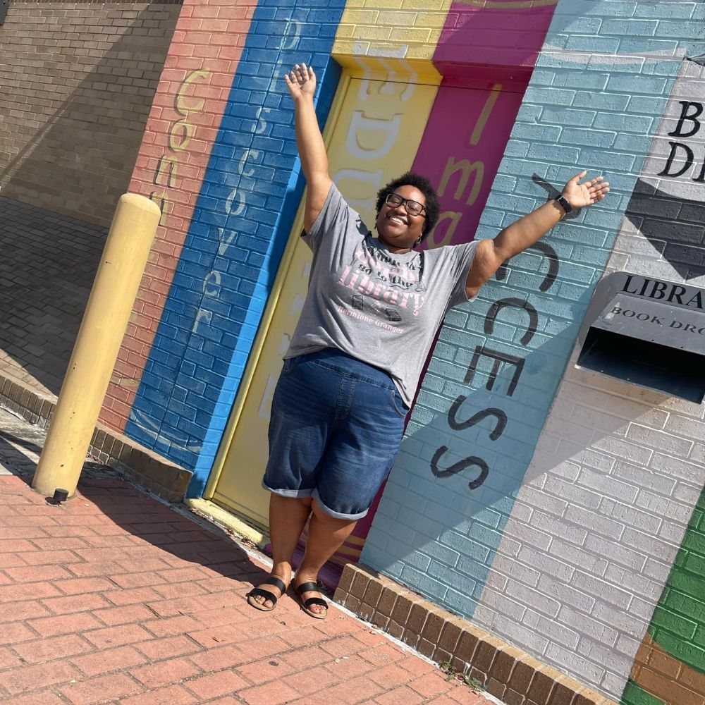 Miss T (she/her) Book Account