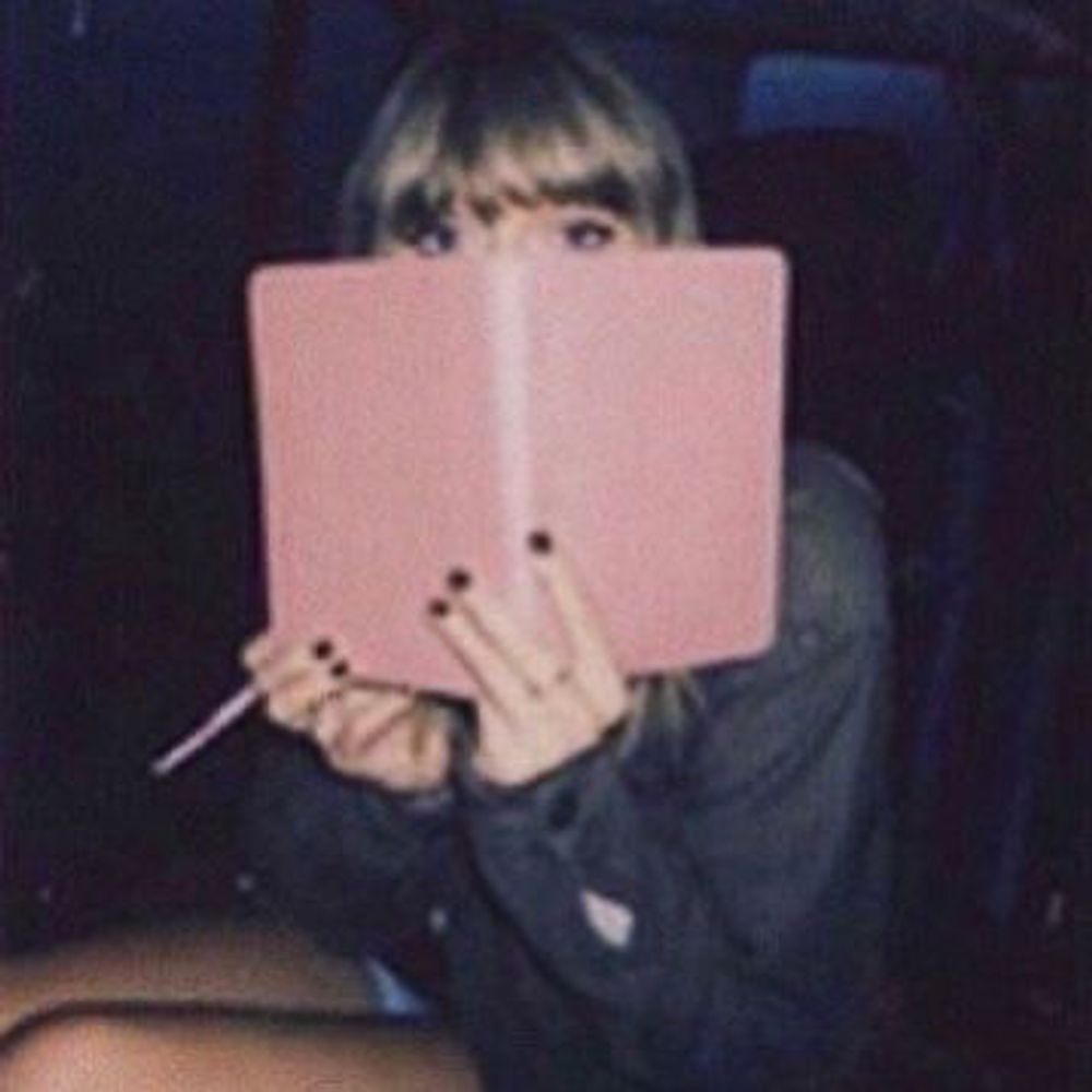 Taylor Swift Reading ‘25