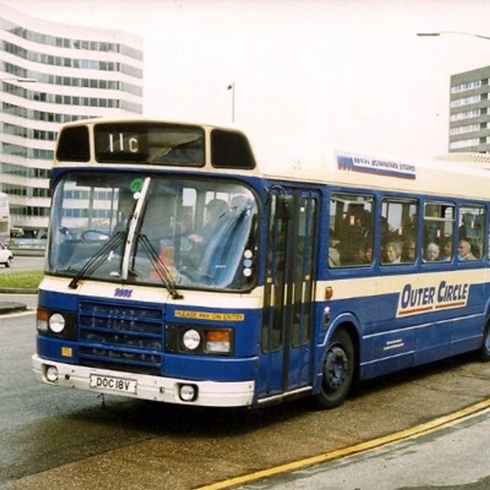 11 Bus