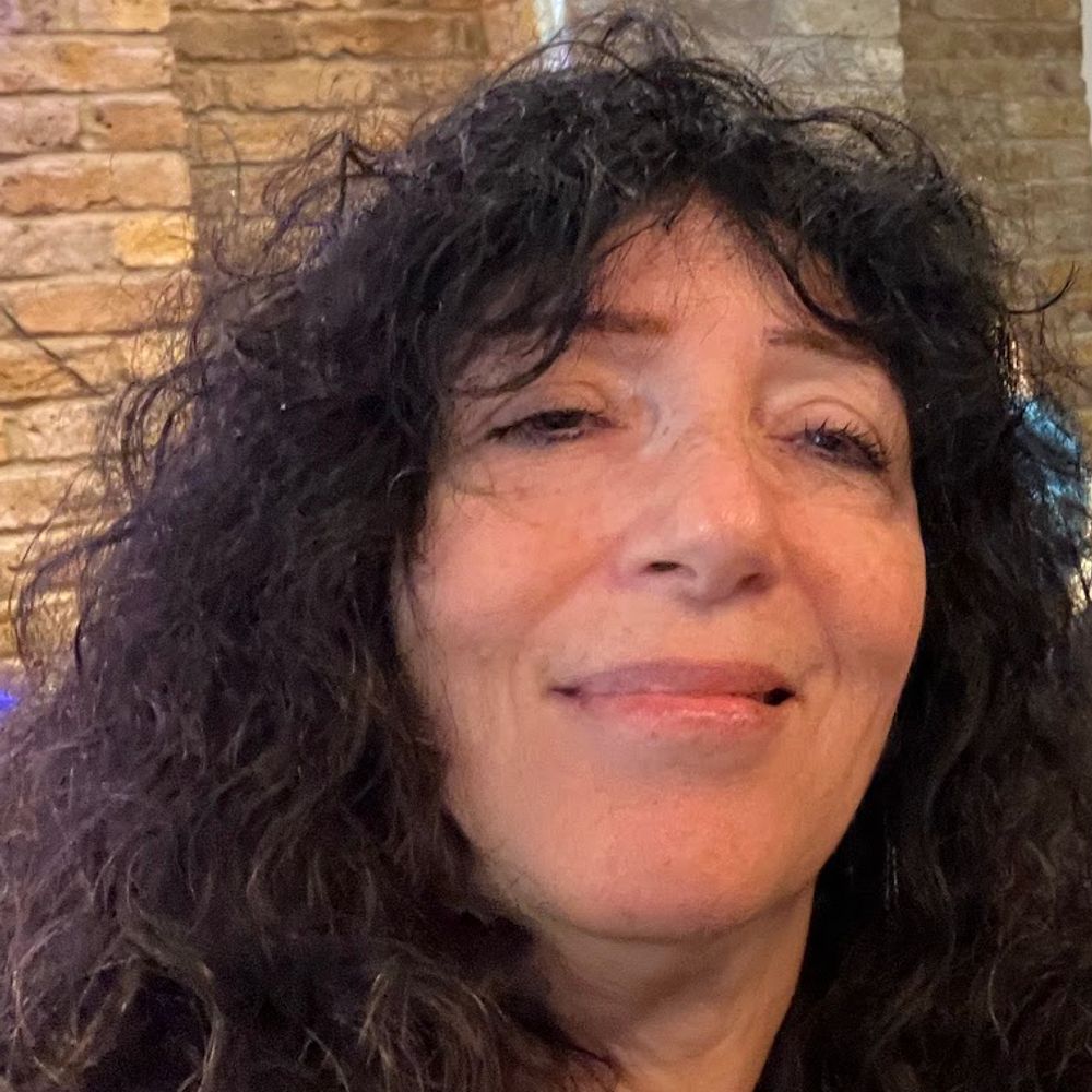 Prof Carol Rivas