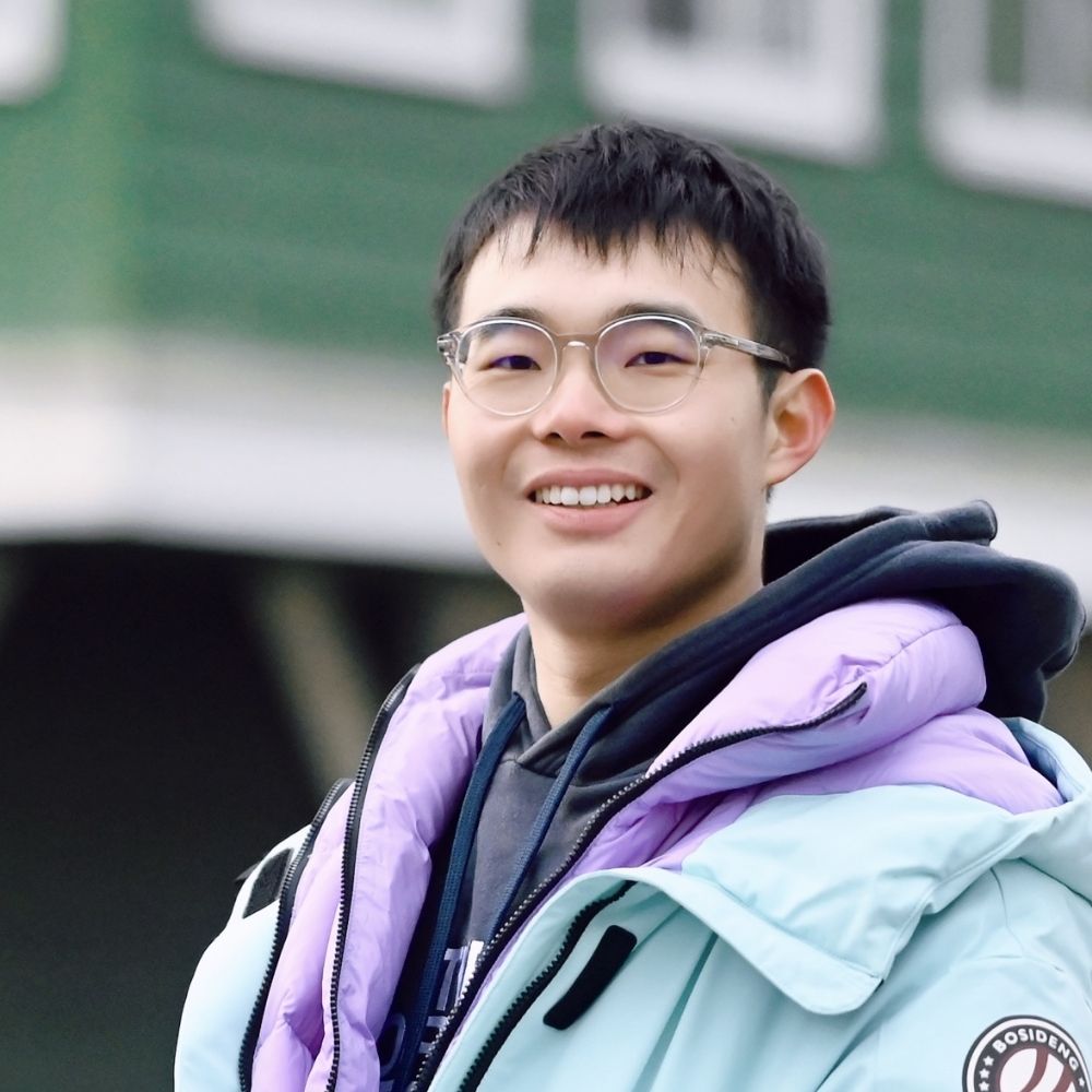 Longwei Bai