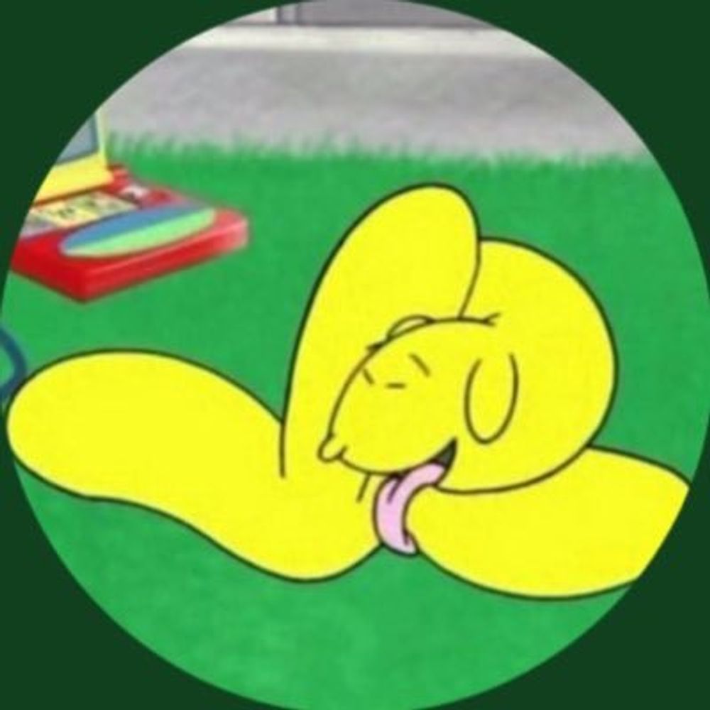 Lëns-Fëratü-Tröy ™️     IG (itskinkybum) 