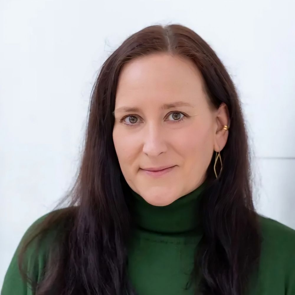 Veronika Albert