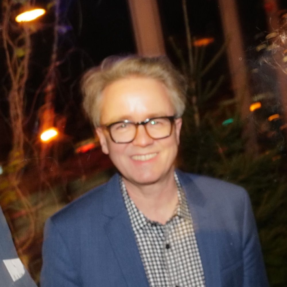 Jonathan Lewis