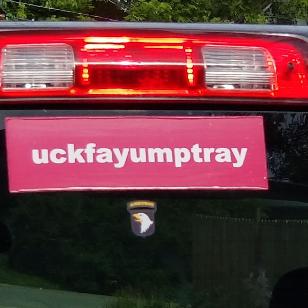 Profile picture uckfayumptray.bsky.social