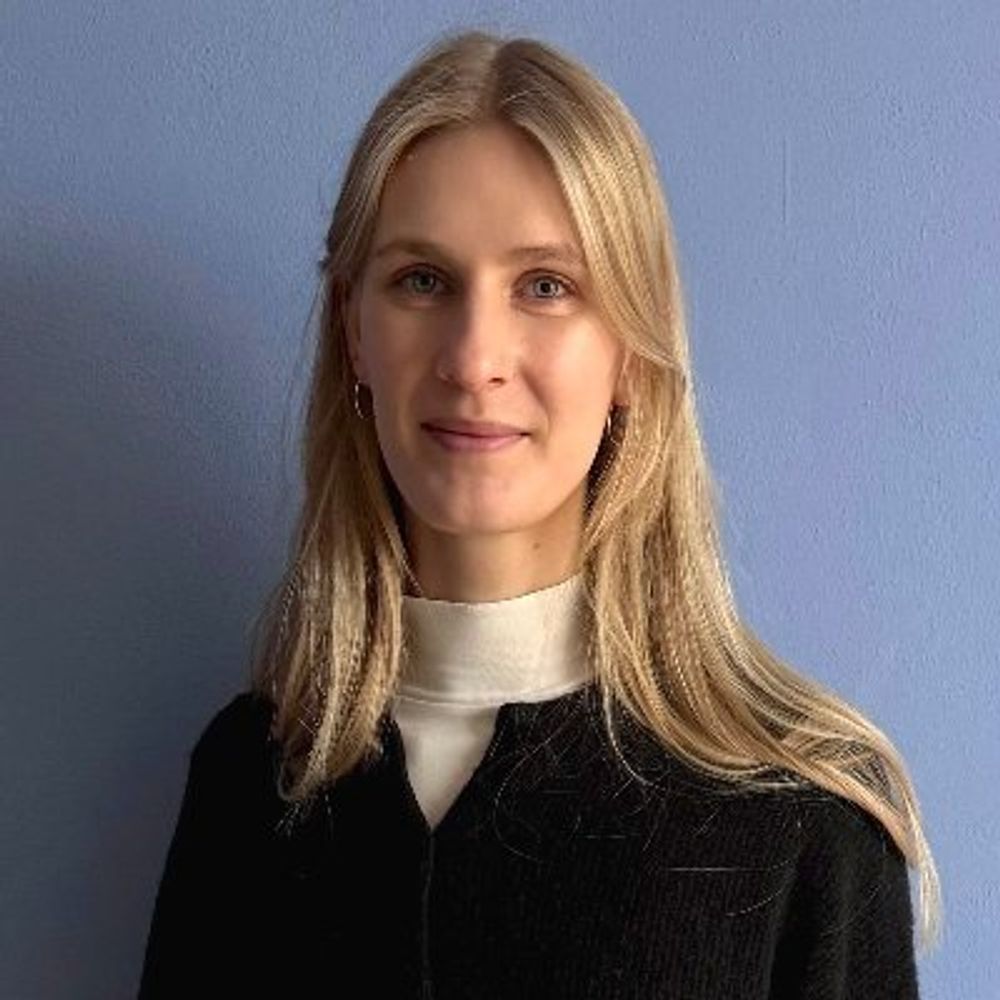 Dr. Corinna Kühnapfel