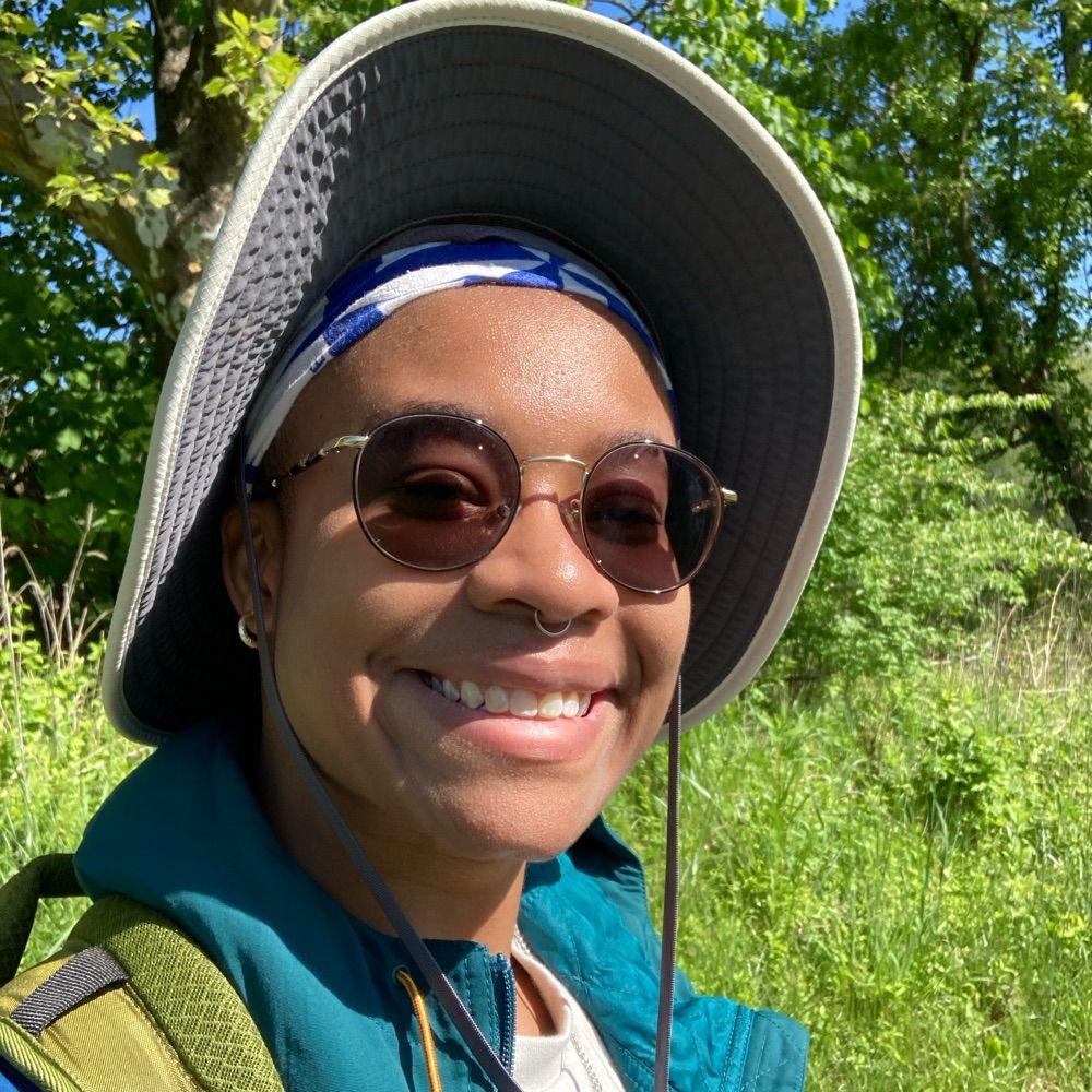 skye, certified bug enthusiast (they/he)