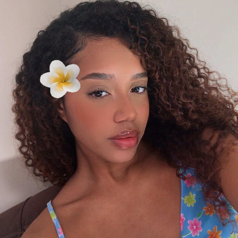 Isabella 💋