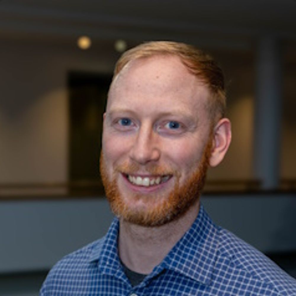 Dr Pete McKenna