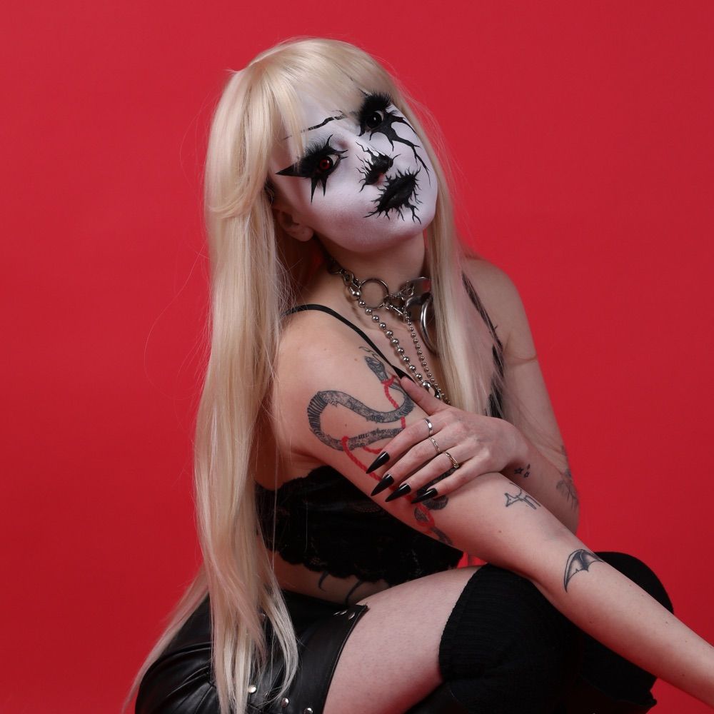 Miss Bitch