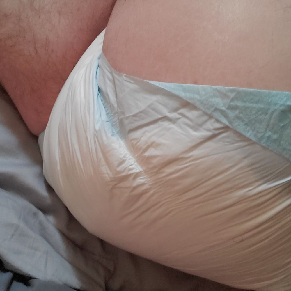 Diapered Baby 👶🍼