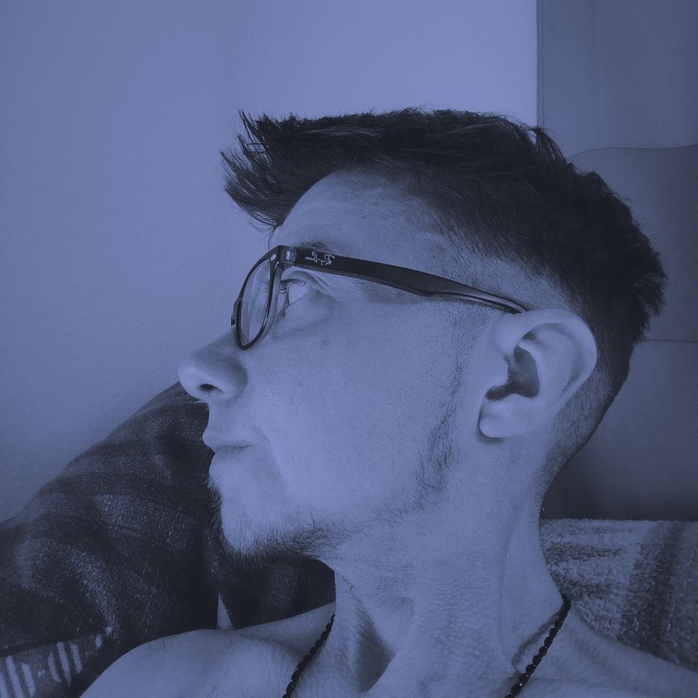 Janosch.