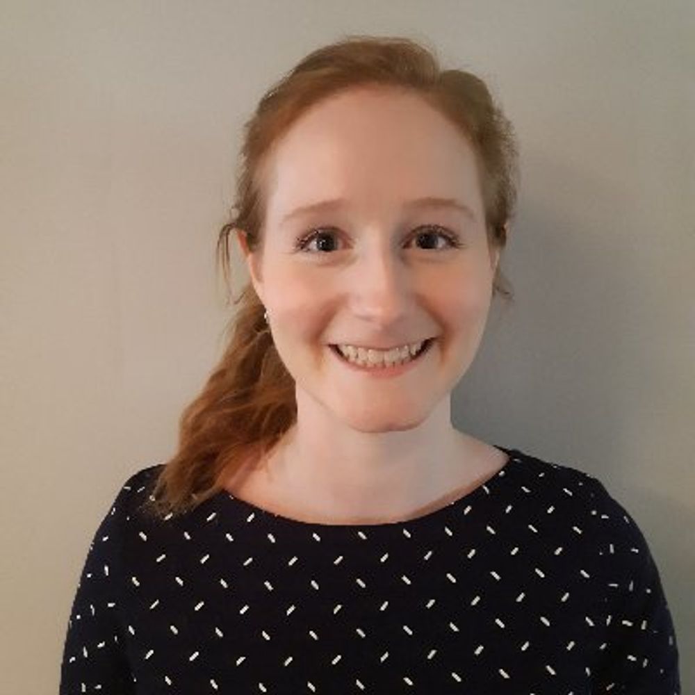 Dr Emily MacLeod