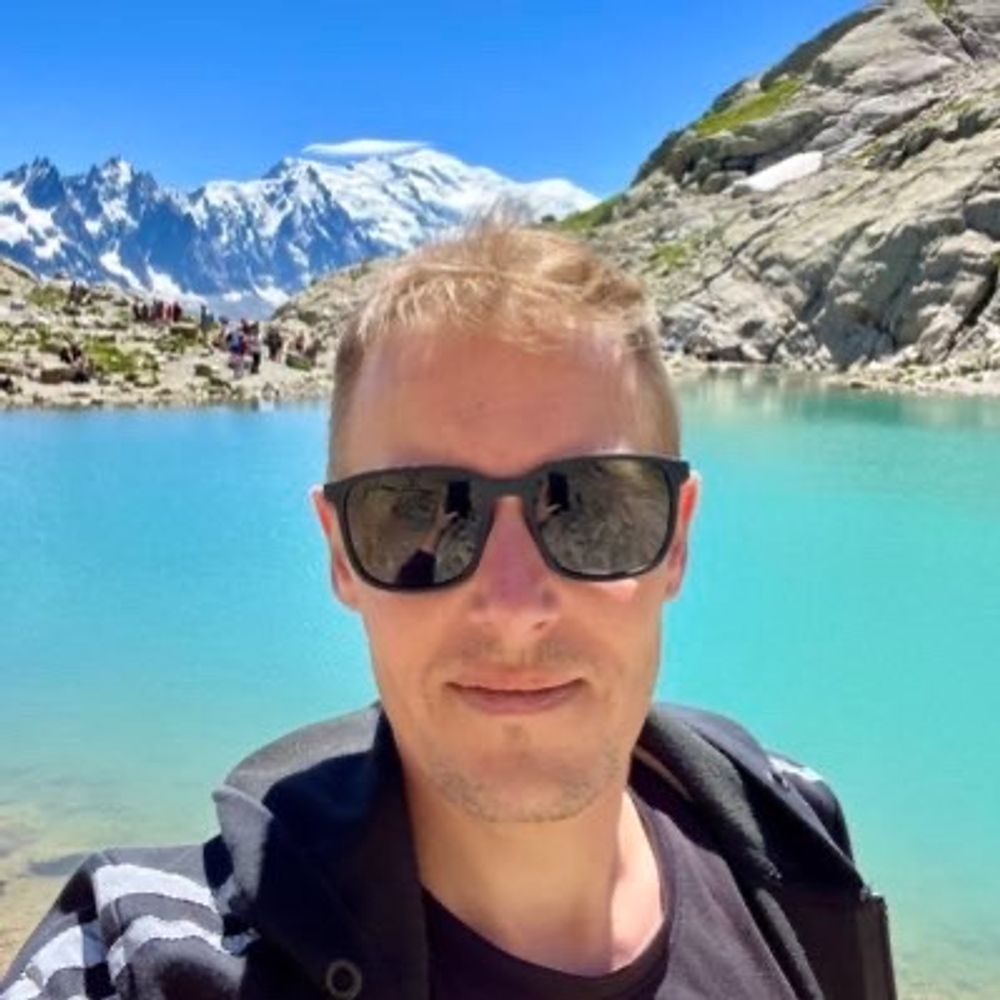 Simon Léost 🌍