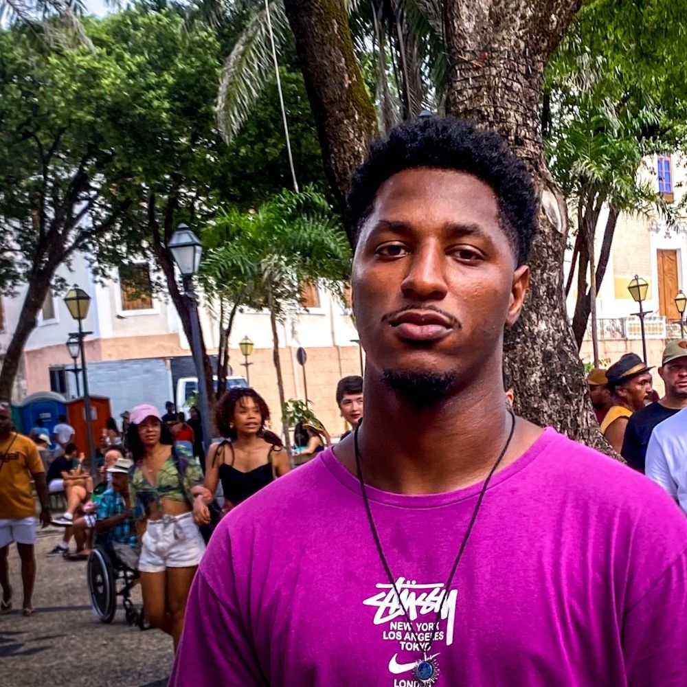 Gostoso e desvalorizado 🤴🏾