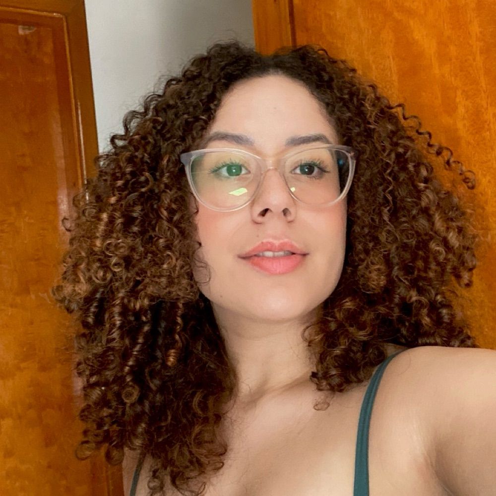 camila assis