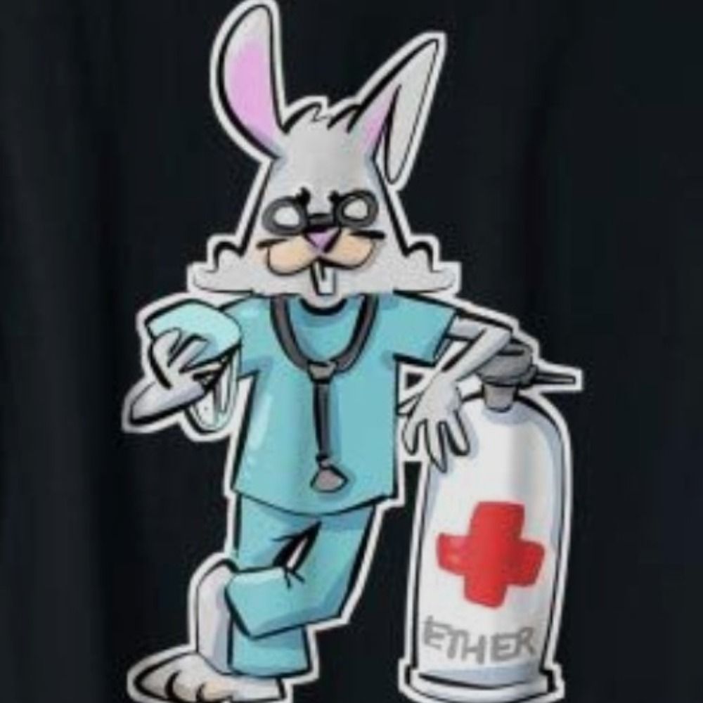 Dr. Mia Floof 🐰