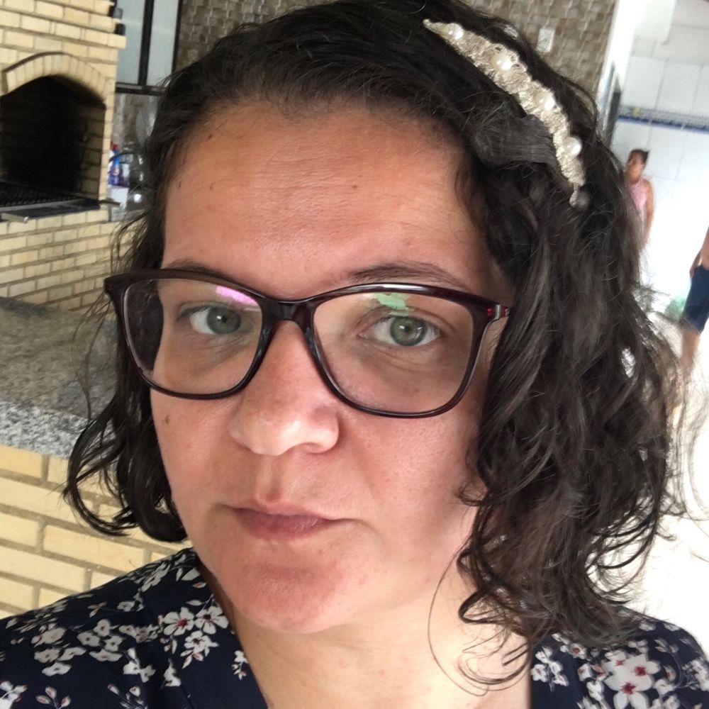 Cecília Lessa