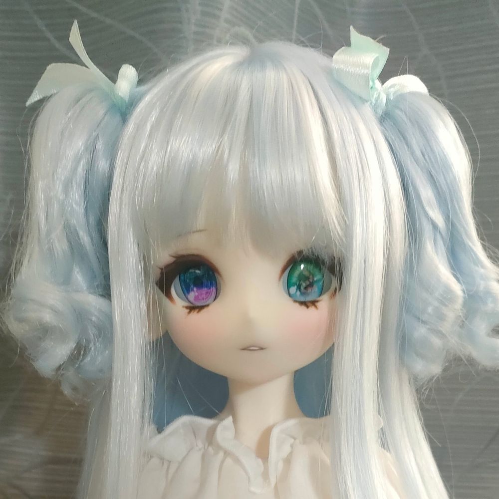 璃梨依