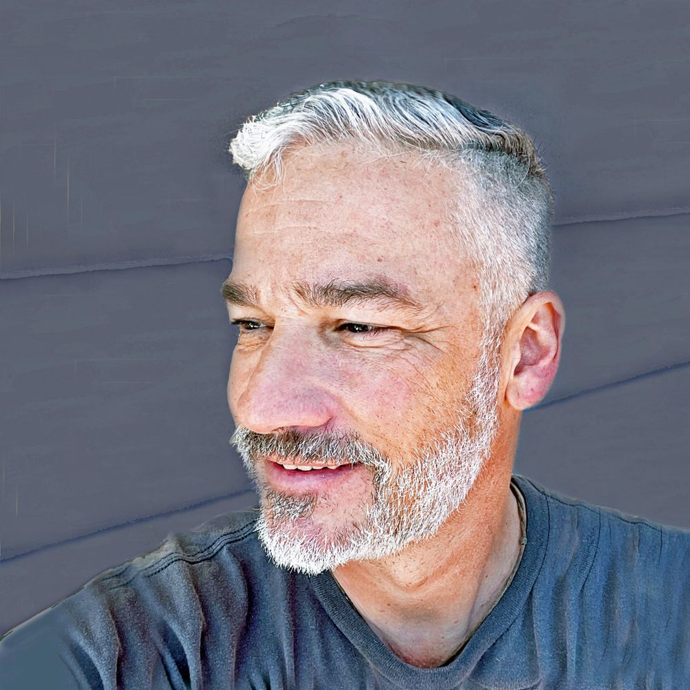 Edward Perez's avatar