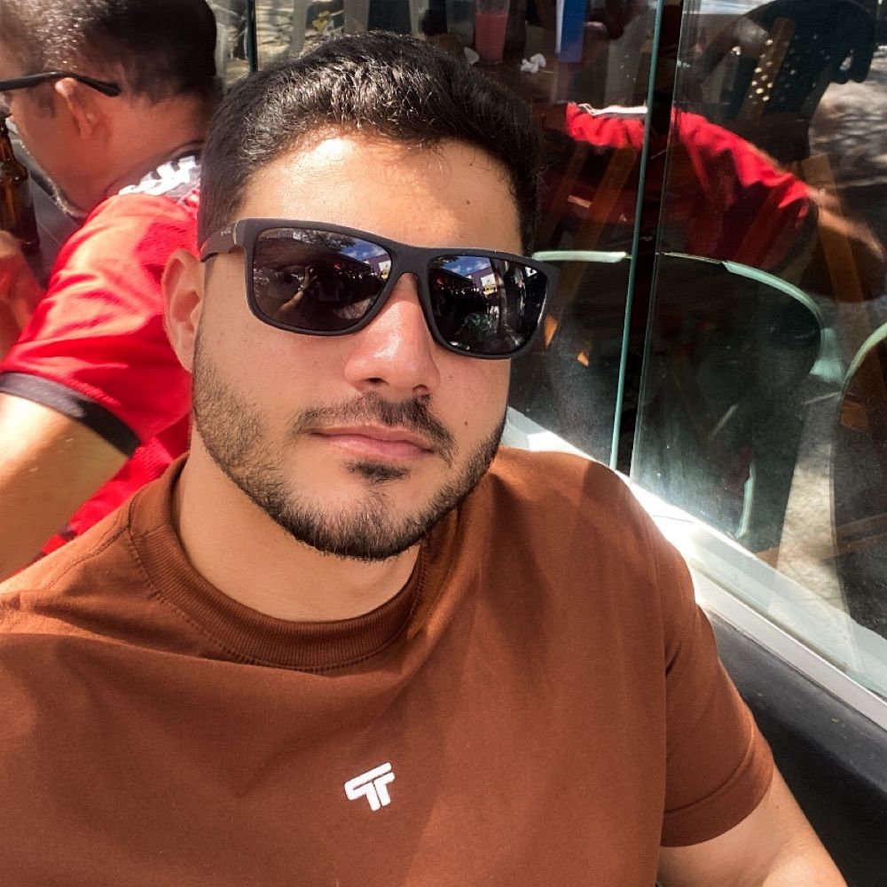 Vini Andrade 