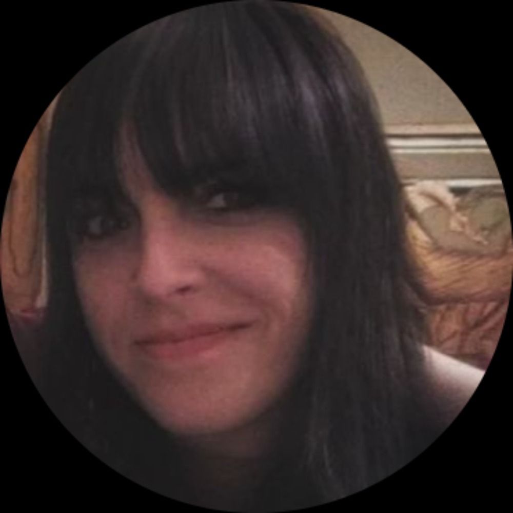 Rachel Rathbone's avatar